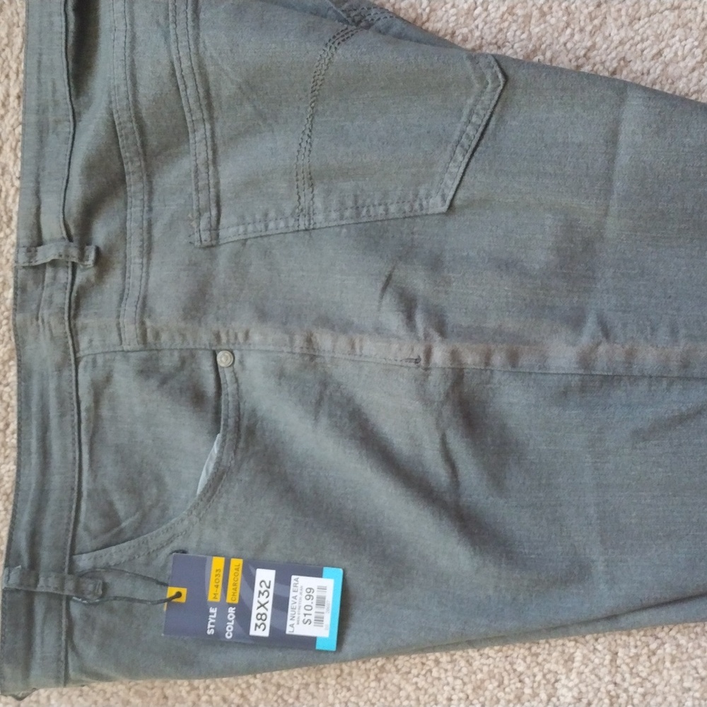 Pants - Picture 7 of 9